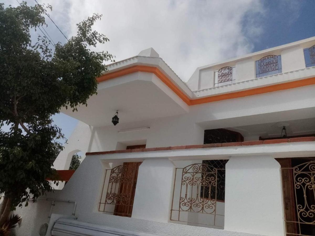 Villa luxueuse meublée Sfax Extérieur photo