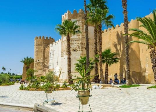 Villa luxueuse meublée Sfax Extérieur photo